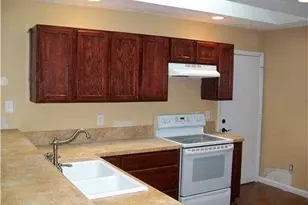 1050 SW Fenway Rd, Port Saint Lucie, FL 34953 - Photo 7