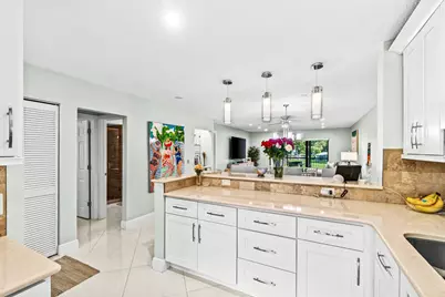 24 Stratford Drive E, Unit #D, Boynton Beach, FL 33436 - Photo 7