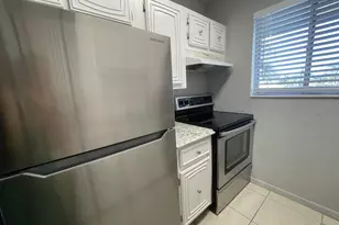 306 E Ocean Ave, Boynton Beach, FL 33435 - Photo 7