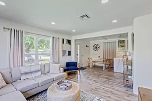 385 Hunter St, West Palm Beach, FL 33405 - Photo 11