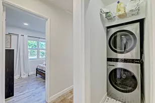 385 Hunter St, West Palm Beach, FL 33405 - Photo 19