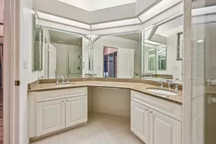 1103 Duncan Cir, Palm Beach Gardens, FL 33418 - Photo 13