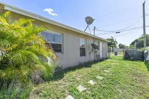 1340 W 35th St, Riviera Beach, FL 33404 - Photo 25