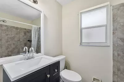 1340 W 35th Street, Riviera Beach, FL 33404 - Photo 11