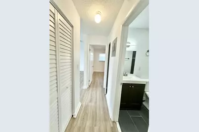 727 W Tiffany Dr, Unit #1, West Palm Beach, FL 33407 - Photo 17