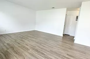 727 W Tiffany Dr Unit, West Palm Beach, FL 33407 - Photo 3