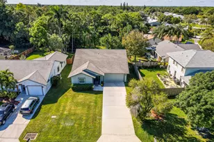 6690 SE Raintree Ave, Stuart, FL 34997 - Photo 35