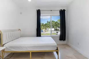 420 NW 145th St, Miami, FL 33168 - Photo 21