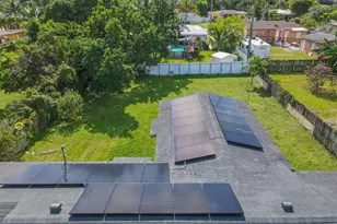 420 NW 145th St, Miami, FL 33168 - Photo 3