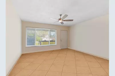 8756 SE Sunset Drive, Hobe Sound, FL 33455 - Photo 5