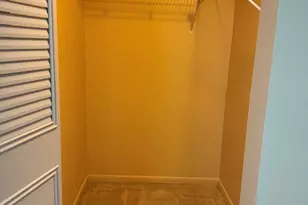 320 Knotty Pine Cir, Greenacres, FL 33463 - Photo 7