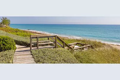 2 Sloans Curve Drive, Palm Beach, FL 33480 - Photo 5