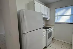 948 Louisiana Ave, Sebastian, FL 32958 - Photo 17