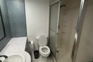 562 NE 47th St Lot 393, Deerfield Beach, FL 33064 - Photo 17