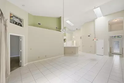 1657 SW Harbour Isles Circle, Port Saint Lucie, FL 34986 - Photo 7