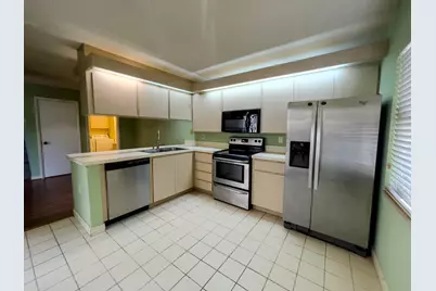 27 Clinton Court, Unit #D, Royal Palm Beach, FL 33411 - Photo 7