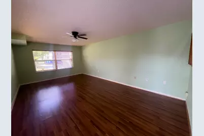 27 Clinton Court, Unit #D, Royal Palm Beach, FL 33411 - Photo 9