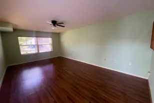 27 Clinton Ct, Royal Palm Beach, FL 33411 - Photo 9