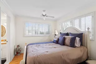 14 Colonial Club Dr, Boynton Beach, FL 33435 - Photo 13