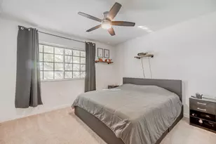 4203 Napoli Lake Dr, Riviera Beach, FL 33410 - Photo 23