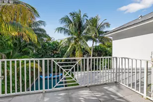 200 NW 10th St, Boca Raton, FL 33432 - Photo 57