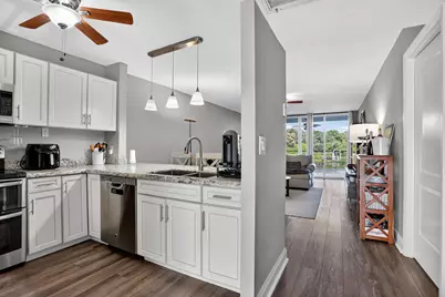 9450 Poinciana Place, Unit #203, Davie, FL 33324 - Photo 11