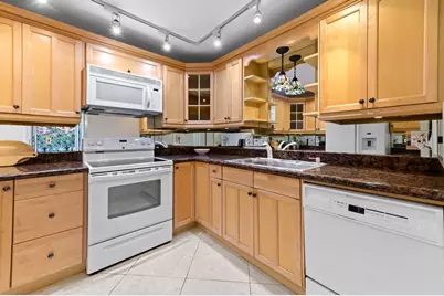 3589 S Ocean Boulevard, Unit #609, South Palm Beach, FL 33480 - Photo 11