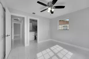 5075 Grant Ln, West Palm Beach, FL 33415 - Photo 15
