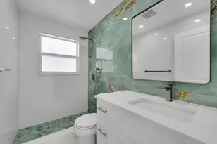 5075 Grant Ln, West Palm Beach, FL 33415 - Photo 13