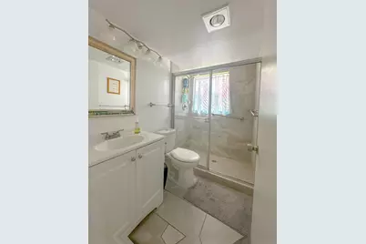 127 Mansfield D, Boca Raton, FL 33434 - Photo 17