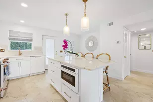 139 Sunrise Ave, Palm Beach, FL 33480 - Photo 13