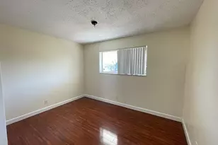 1501 Crescent Cir, Lake Park, FL 33403 - Photo 15