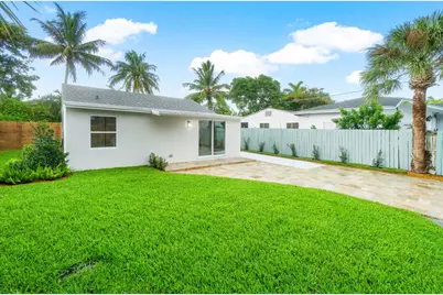 512 49th Street, West Palm Beach, FL 33407 - Photo 3