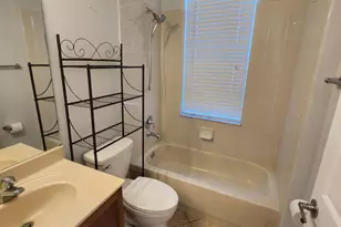 2413 NW 7th St, Boynton Beach, FL 33426 - Photo 9