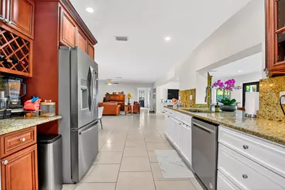 435 Pine Villa Drive, Atlantis, FL 33462 - Photo 15