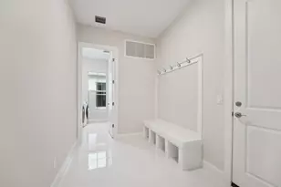 10209 NW Field Flower Trail Unit, Port Saint Lucie, FL 34987 - Photo 3