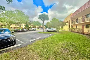 906 SW 9th St Cir, Boca Raton, FL 33486 - Photo 39