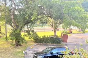 906 SW 9th St Cir, Boca Raton, FL 33486 - Photo 25