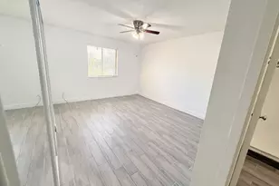 906 SW 9th St Cir, Boca Raton, FL 33486 - Photo 15