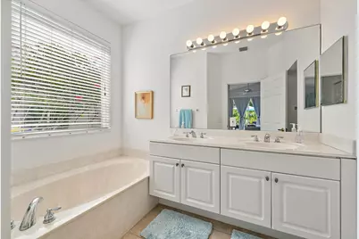 6784 SE Twin Oaks Circle, Stuart, FL 34997 - Photo 23