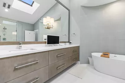 13370 Deauville Drive, Palm Beach Gardens, FL 33410 - Photo 13