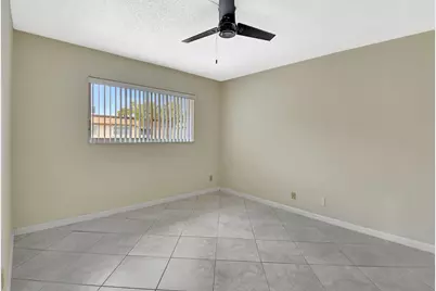 638 Snug Harbor Drive, Unit #E11, Boynton Beach, FL 33435 - Photo 23