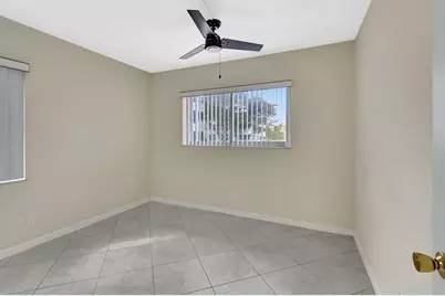 638 Snug Harbor Drive, Unit #E11, Boynton Beach, FL 33435 - Photo 19