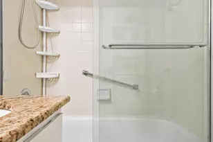 140 Lake Nancy Ln, West Palm Beach, FL 33411 - Photo 15