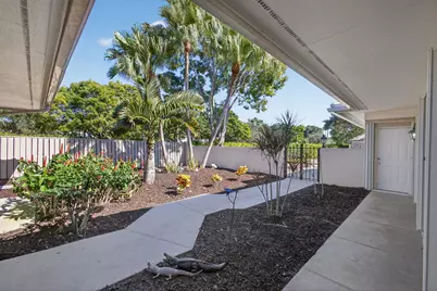 158 Coventry Place, Palm Beach Gardens, FL 33418 - Photo 7