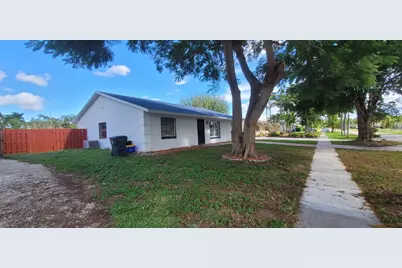 4839 Poseidon Place, Lake Worth, FL 33463 - Photo 3