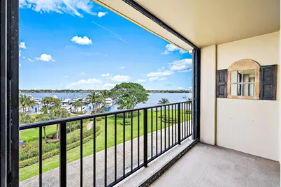 136 Lakeshore Drive, Unit #511, North Palm Beach, FL 33408 - Photo 3