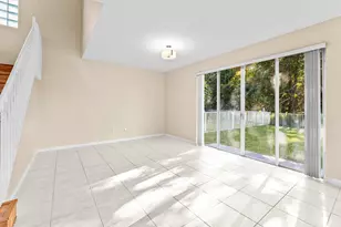 255 Saratoga Blvd E, Royal Palm Beach, FL 33411 - Photo 5