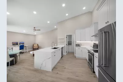 1095 Roble Way, Palm Beach Gardens, FL 33410 - Photo 5