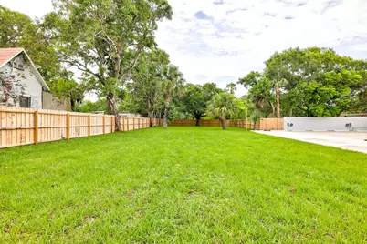 125 S 10th Street, Fort Pierce, FL 34950 - Photo 27